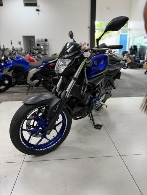 YAMAHA MT-03 300 ABS, Foto 9