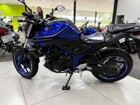 YAMAHA MT-03 300 ABS, Foto 16
