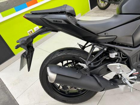 YAMAHA MT-03 300 ABS, Foto 15