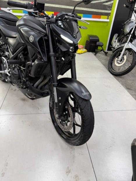 YAMAHA MT-03 300 ABS, Foto 11