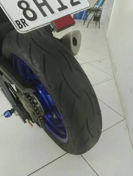 YAMAHA MT-03 300 ABS, Foto 6