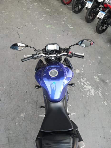 YAMAHA MT-03 300 ABS, Foto 5