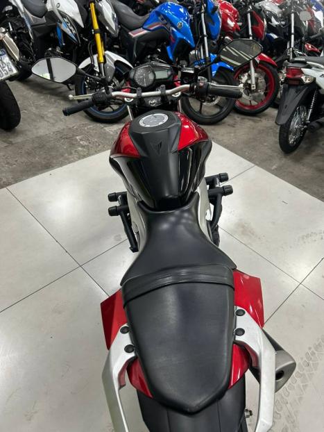 YAMAHA MT-03 300 ABS, Foto 5