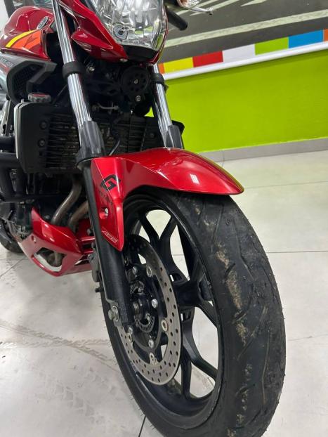 YAMAHA MT-03 300 ABS, Foto 6