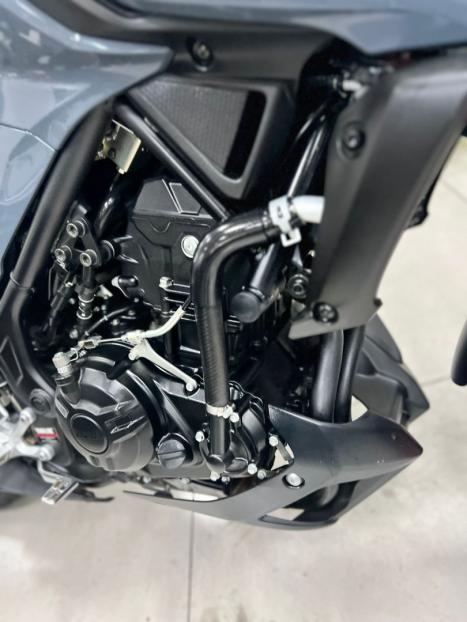 YAMAHA MT-03 300 ABS, Foto 16