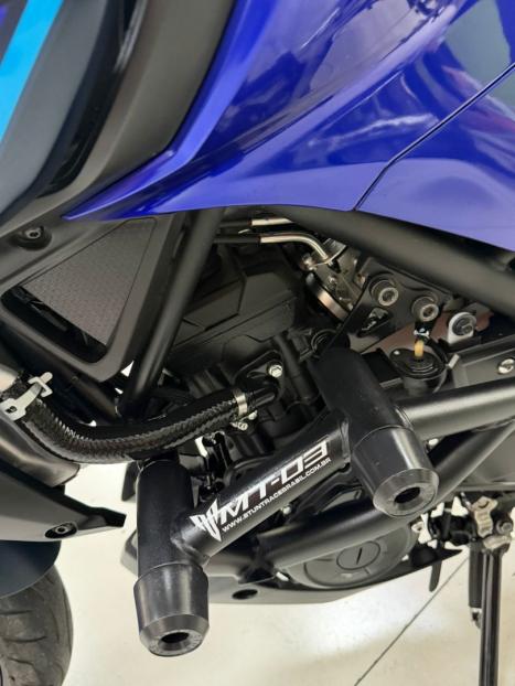 YAMAHA MT-03 300 ABS, Foto 5
