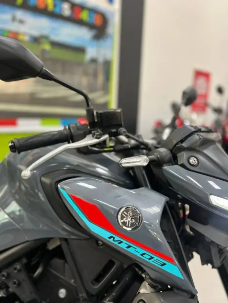 YAMAHA MT-03 300 ABS, Foto 19