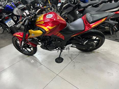 YAMAHA MT-03 300 ABS, Foto 4