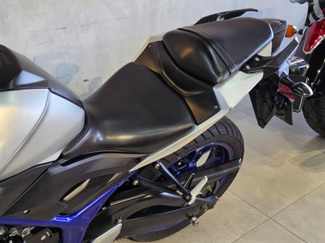 YAMAHA MT-03 300 ABS, Foto 5