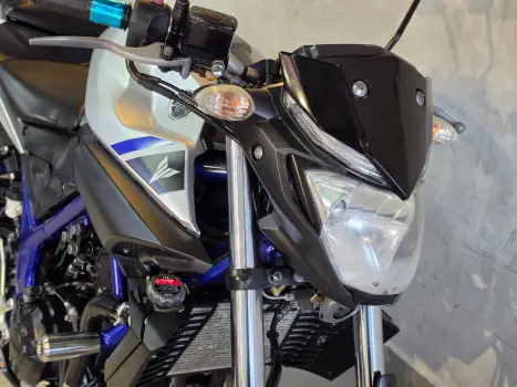 YAMAHA MT-03 300 ABS, Foto 12