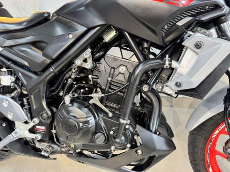 YAMAHA MT-03 300 ABS, Foto 2