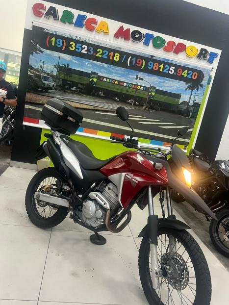 YAMAHA MT-03 300 ABS, Foto 6