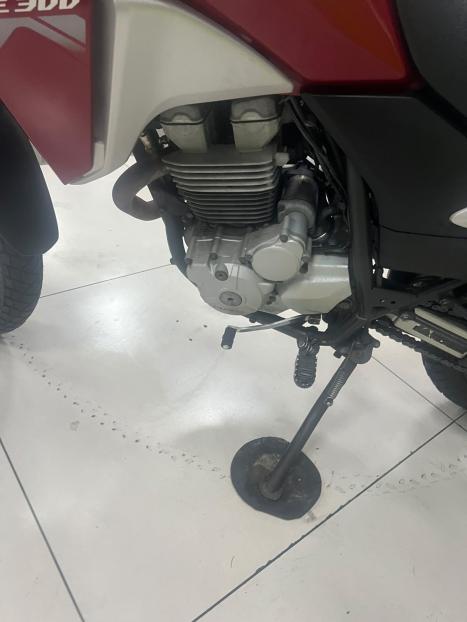 YAMAHA MT-03 300 ABS, Foto 9