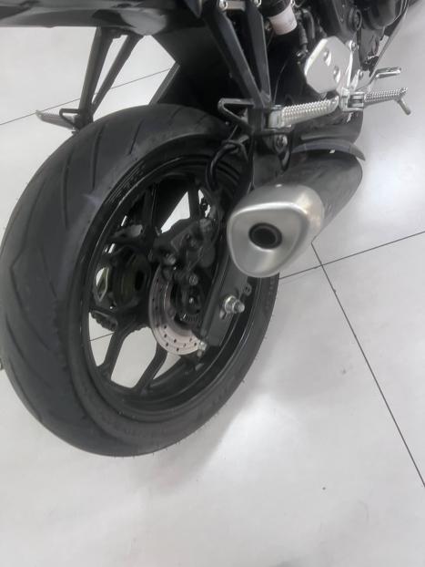 YAMAHA MT-03 300 ABS, Foto 2