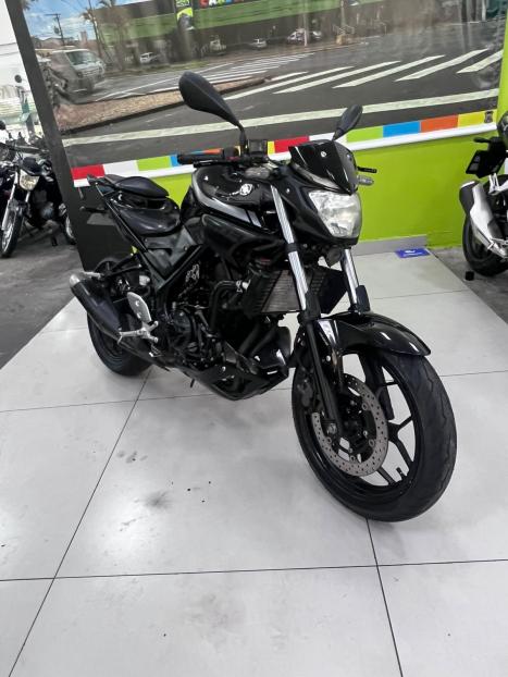 YAMAHA MT-03 300 ABS, Foto 13