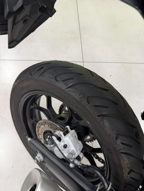 YAMAHA MT-03 300 ABS, Foto 3