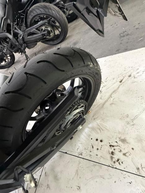 YAMAHA MT-03 300 ABS, Foto 11