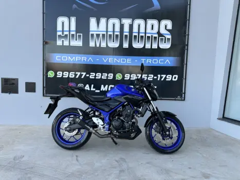 YAMAHA MT-03 300 ABS, Foto 1