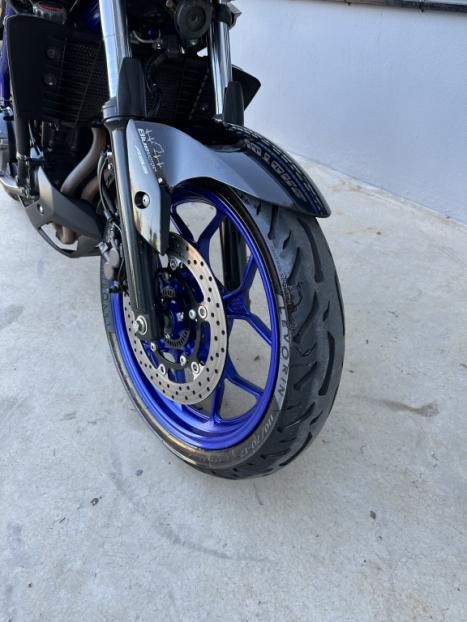 YAMAHA MT-03 300 ABS, Foto 7