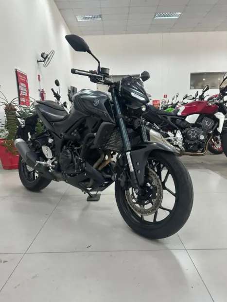YAMAHA MT-03 660 , Foto 7