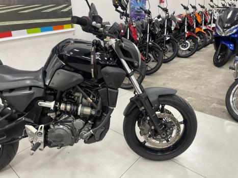 YAMAHA MT-03 660 , Foto 6