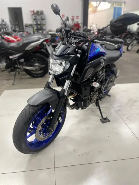 YAMAHA MT-07 700 , Foto 12