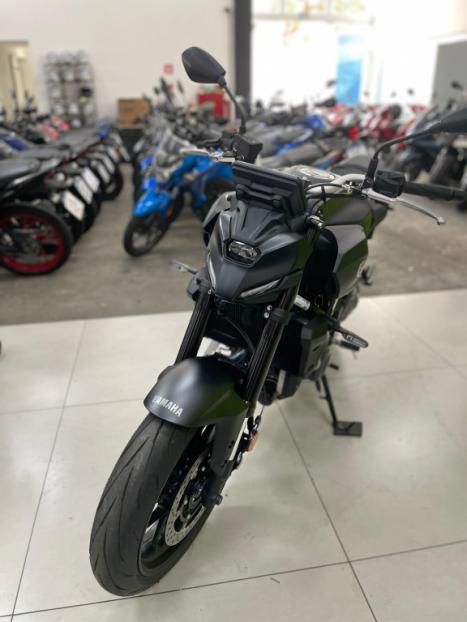 YAMAHA MT-07 700 ABS, Foto 4