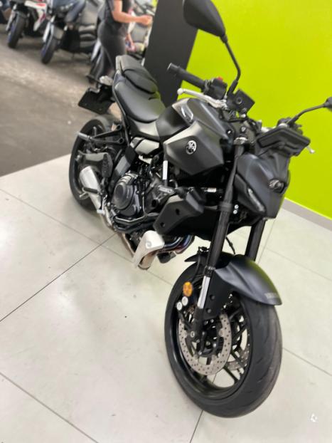 YAMAHA MT-07 700 ABS, Foto 6