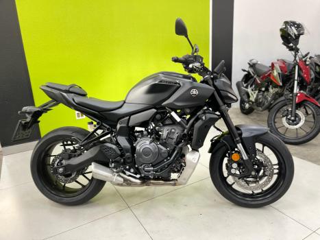 YAMAHA MT-07 700 ABS, Foto 7
