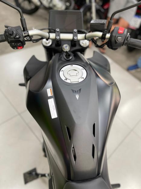 YAMAHA MT-07 700 ABS, Foto 9