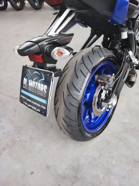 YAMAHA MT-07 700 ABS, Foto 6