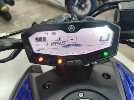 YAMAHA MT-07 700 ABS, Foto 4