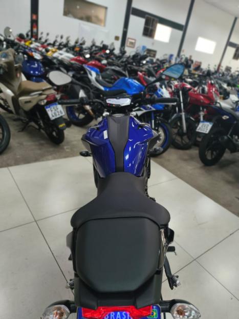 YAMAHA MT-07 700 ABS, Foto 8