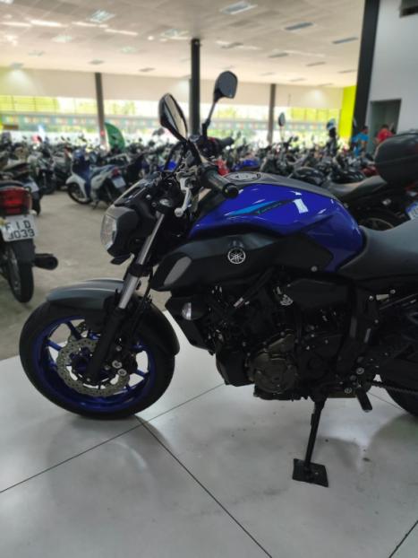 YAMAHA MT-07 700 ABS, Foto 8 YAMAHA MT-07 700 ABS, Foto 8