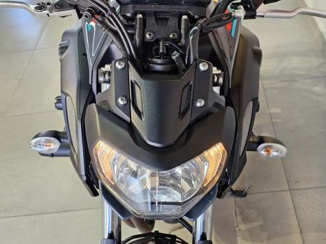 YAMAHA MT-07 700 ABS, Foto 15
