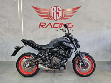 YAMAHA MT-07 700 ABS, Foto 17