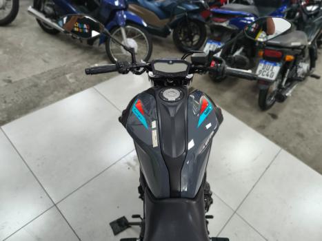 YAMAHA MT-07 700 ABS, Foto 10