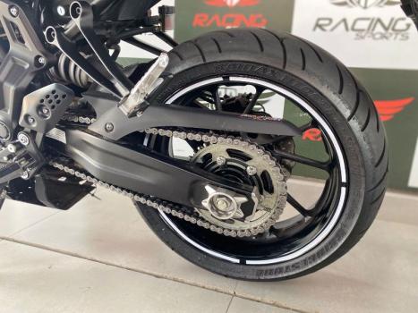 YAMAHA MT-07 700 ABS, Foto 6