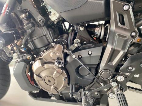 YAMAHA MT-07 700 ABS, Foto 8