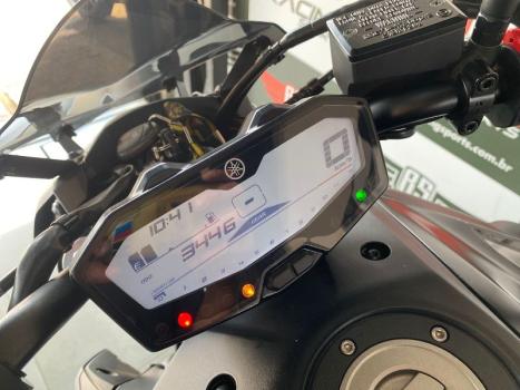 YAMAHA MT-07 700 ABS, Foto 11