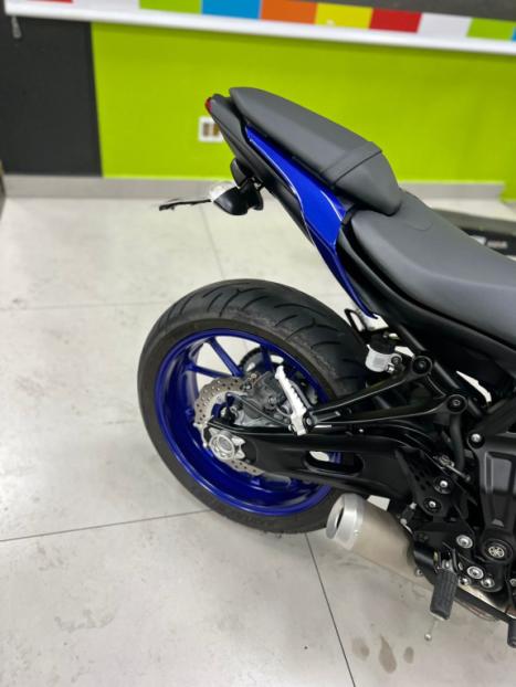 YAMAHA MT-07 700 ABS, Foto 5