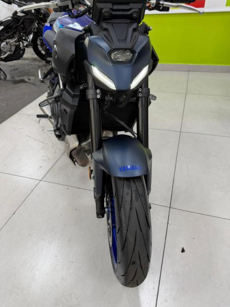 YAMAHA MT-07 700 ABS, Foto 5