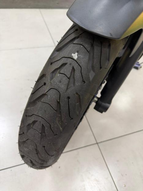 YAMAHA MT-07 700 ABS, Foto 3