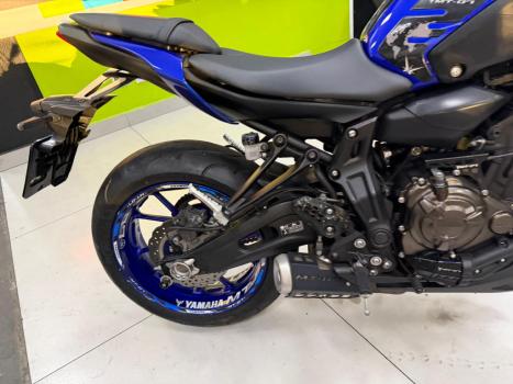 YAMAHA MT-07 700 ABS, Foto 5