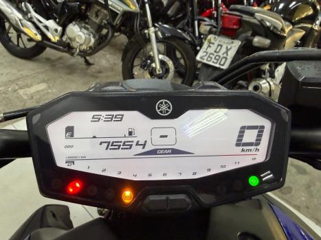 YAMAHA MT-07 700 ABS, Foto 8