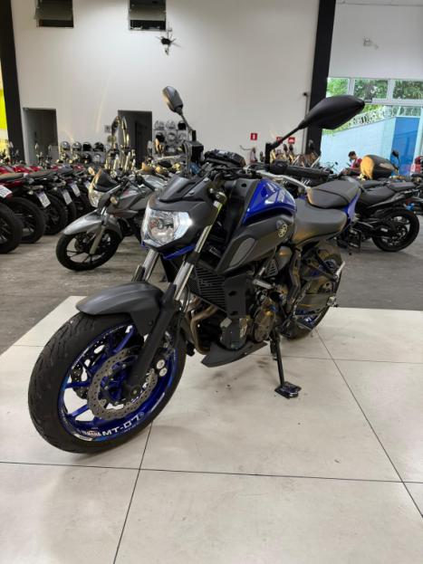 YAMAHA MT-07 700 ABS, Foto 16