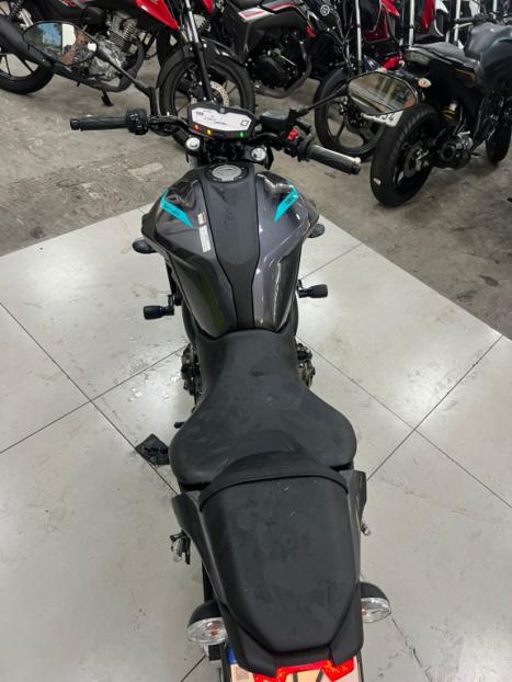 YAMAHA MT-07 700 ABS, Foto 5