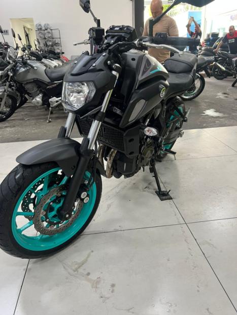 YAMAHA MT-07 700 ABS, Foto 8