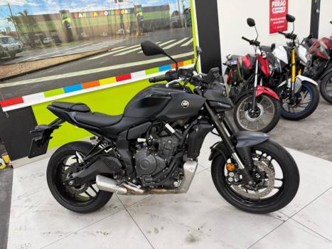 YAMAHA MT-07 700 ABS, Foto 7