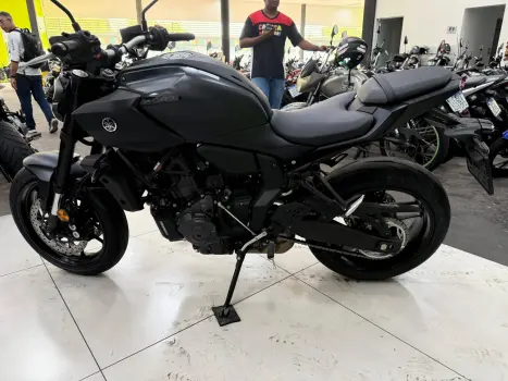 YAMAHA MT-07 700 ABS, Foto 12